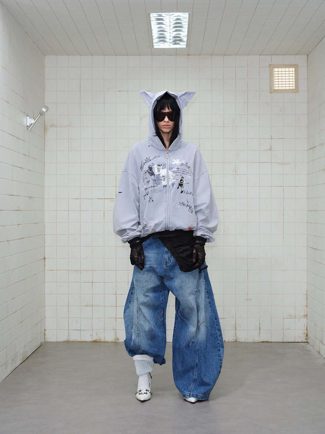 3-6-5.shop Gradient Graphic Zip Hoodie
