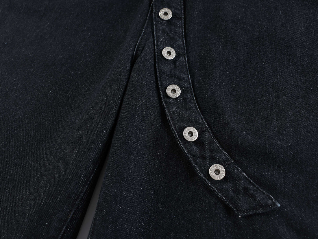 3-6-5.shop “Arc Button Wide Denim Shorts”
