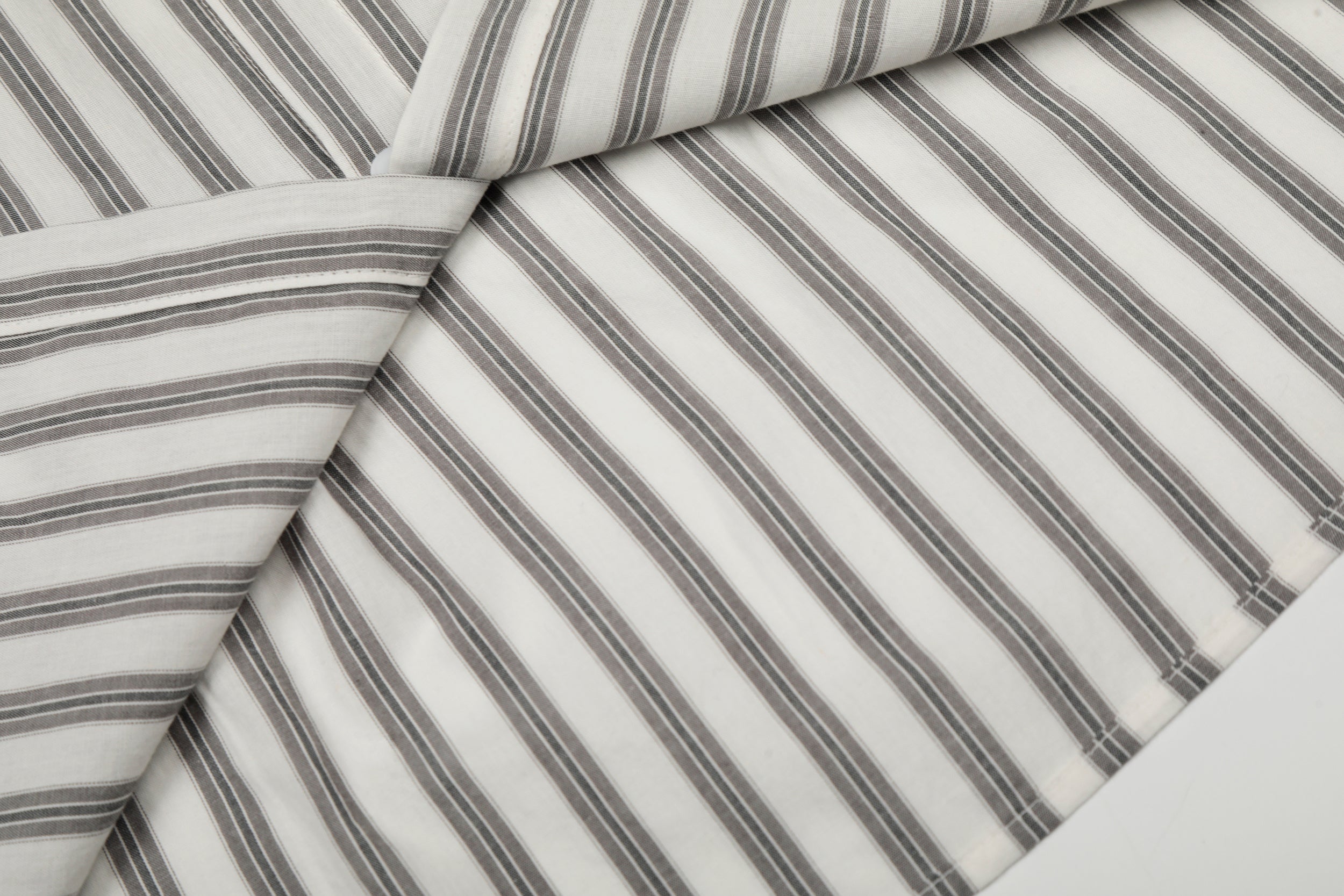 3-6-5.shop Striped Tie-Detail Button-Up Shirt