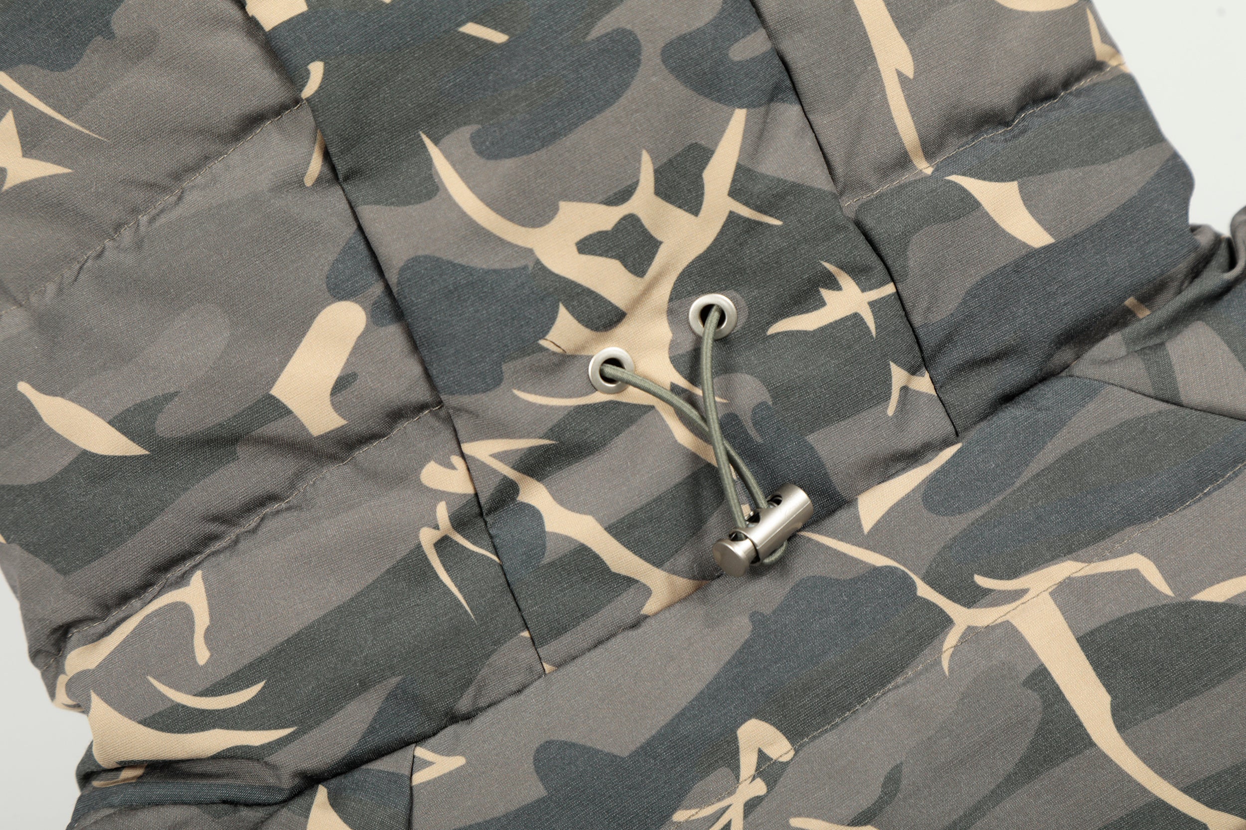 3-6-5.shop Camo Down Puffer Jacket