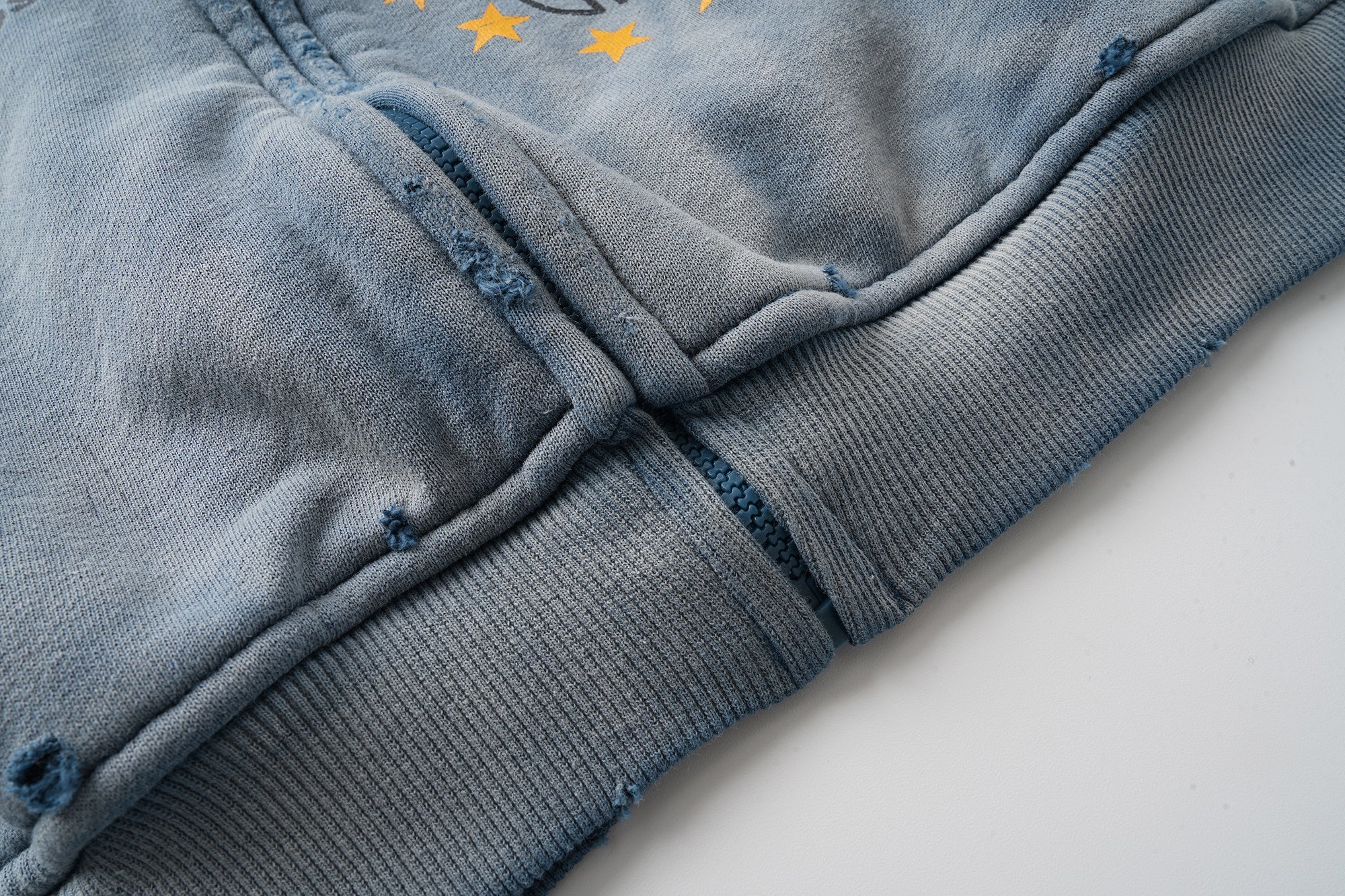 3-6-5.shop Vintage Graphic Zip-Up Hoodie