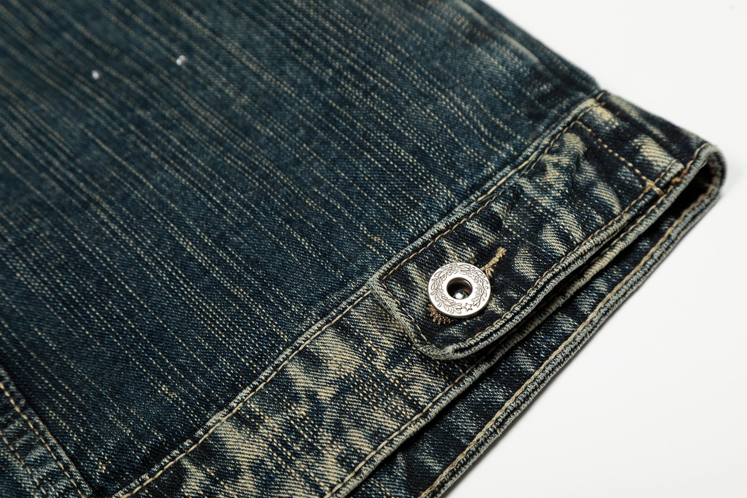 3-6-5.shop Rhinestone Gradient Denim Jacket