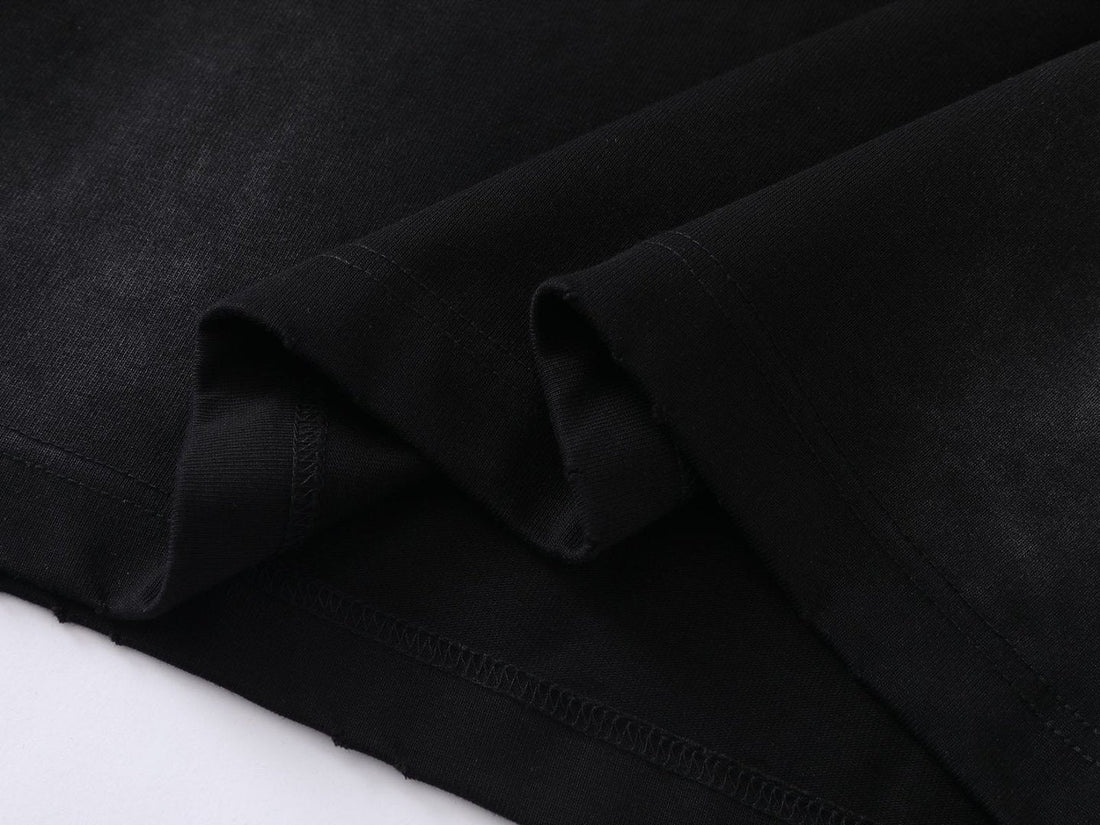 3-6-5.shop Vintage Crest Graphic T-Shirt