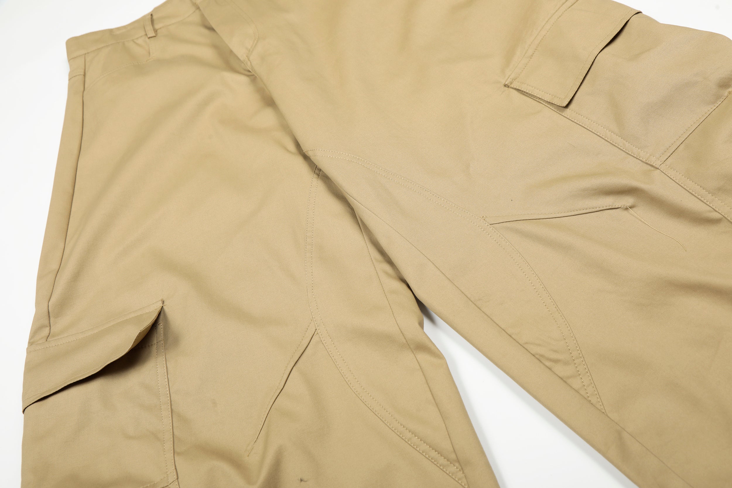 3-6-5.shop Curved Seam Cargo Pants – Khaki