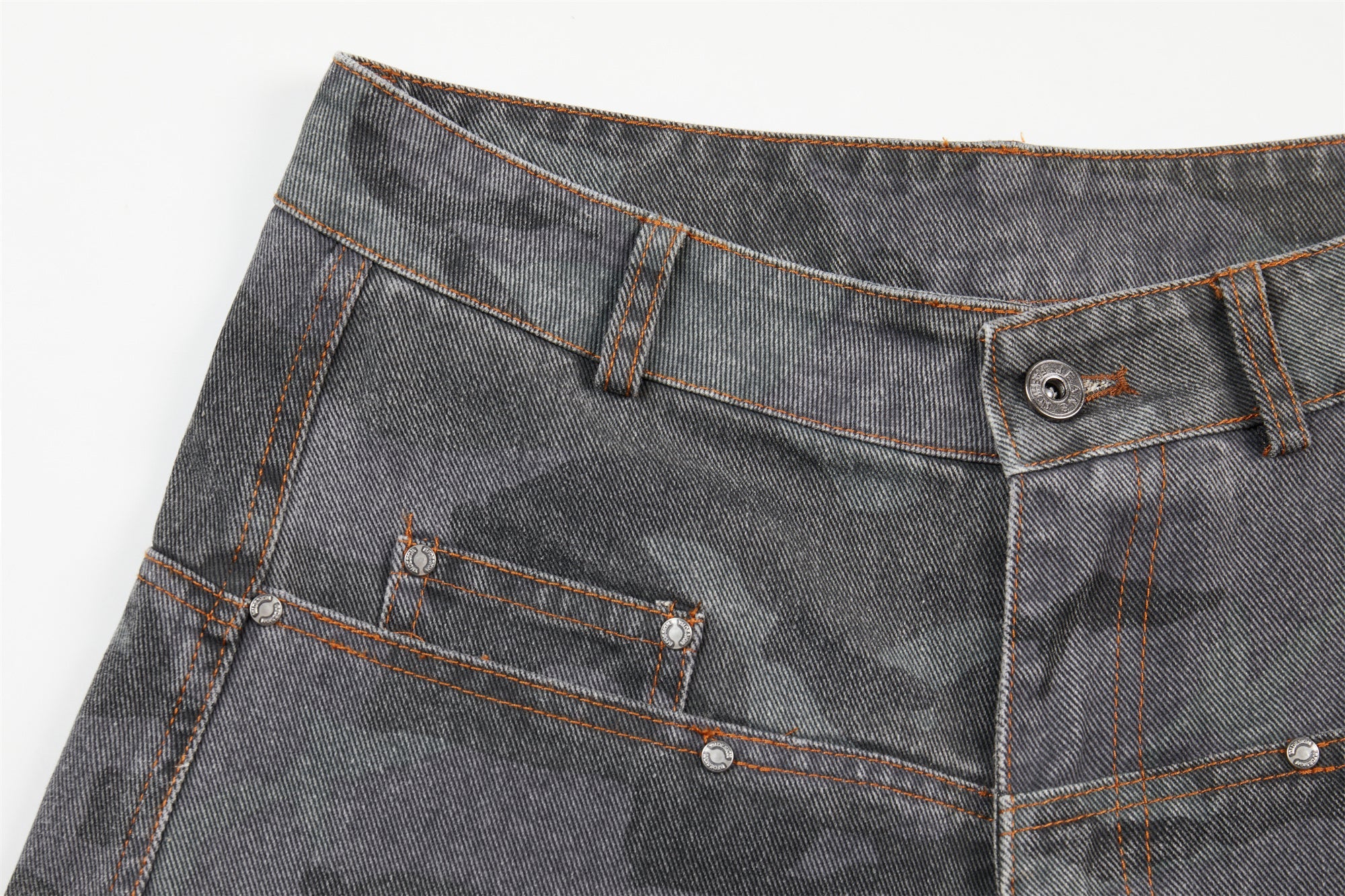 3-6-5.shop Desert Camo Barrel Jeans