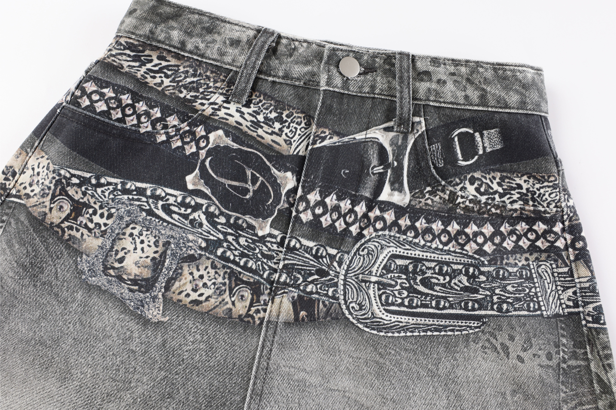 3-6-5.shop Bandana Patch Curved Denim Pants