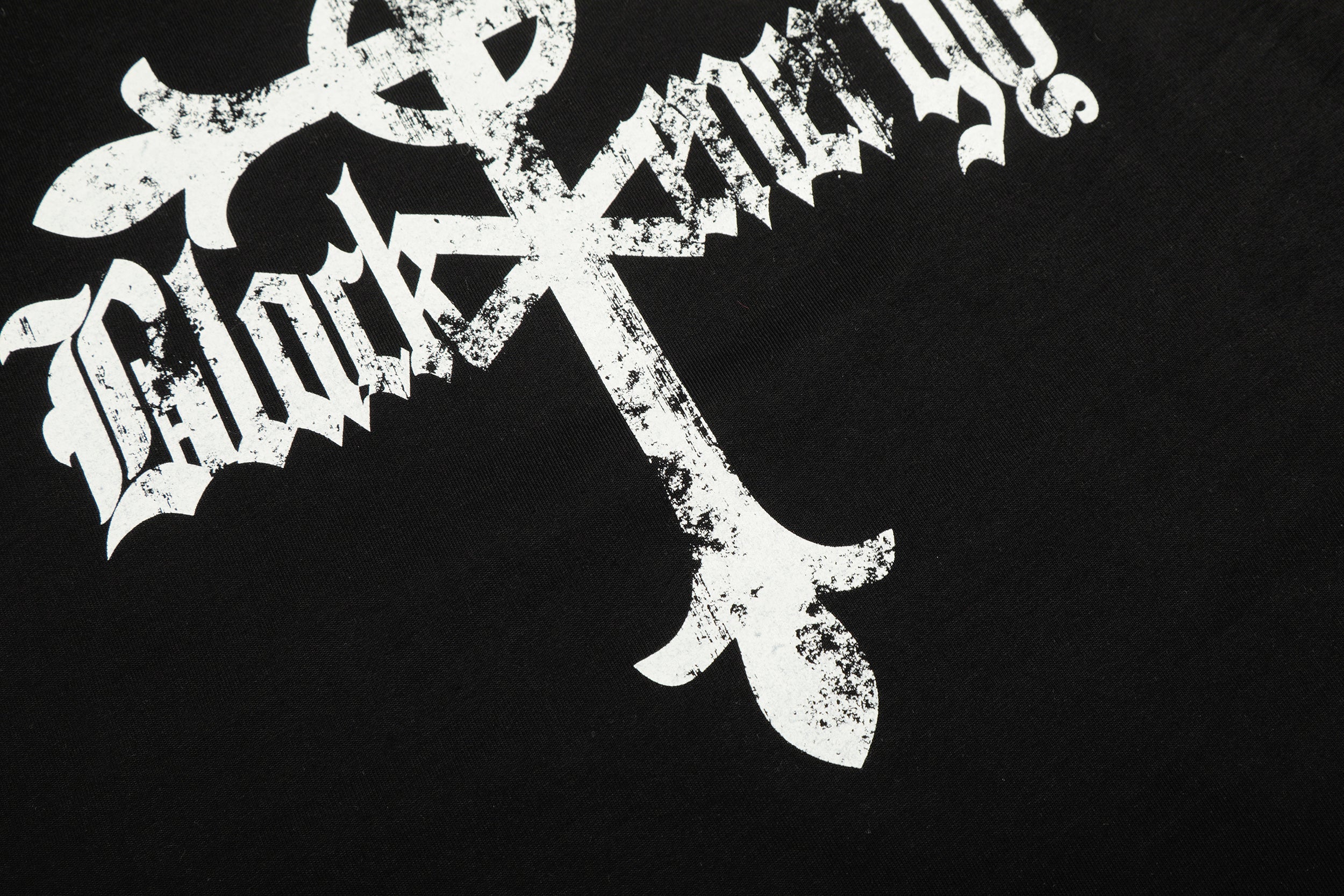 3-6-5.shop Cross Graphic Raglan Long Sleeve Tee