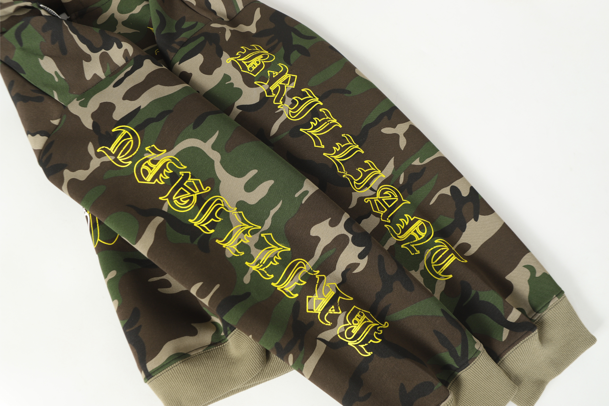 3-6-5.shop Camo Angel Graphic Zip Hoodie