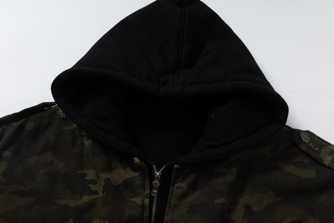 3-6-5.shop Camo Hook Detail Distressed Jacket
