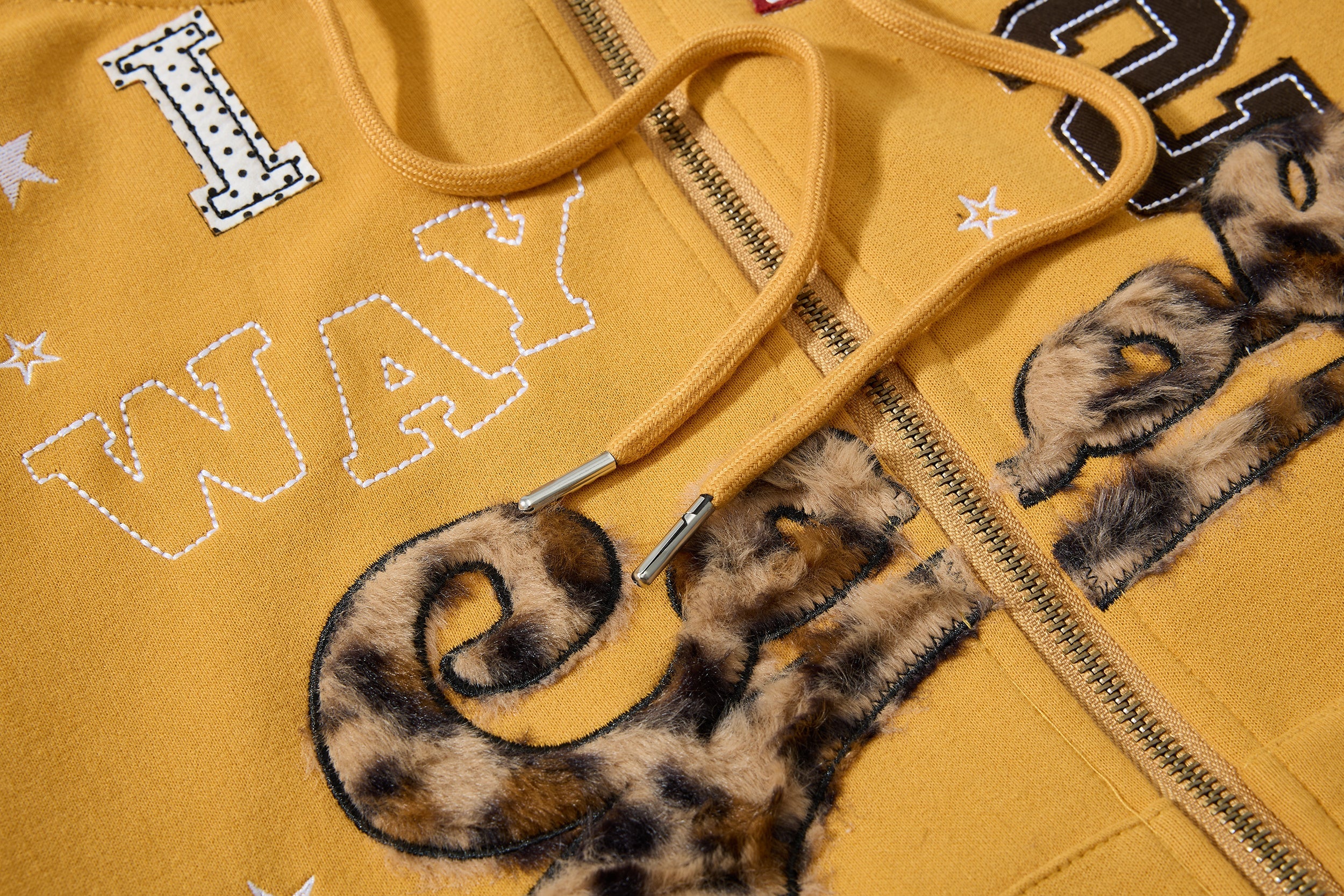 3-6-5.shop Vintage Graphic Zip Hoodie