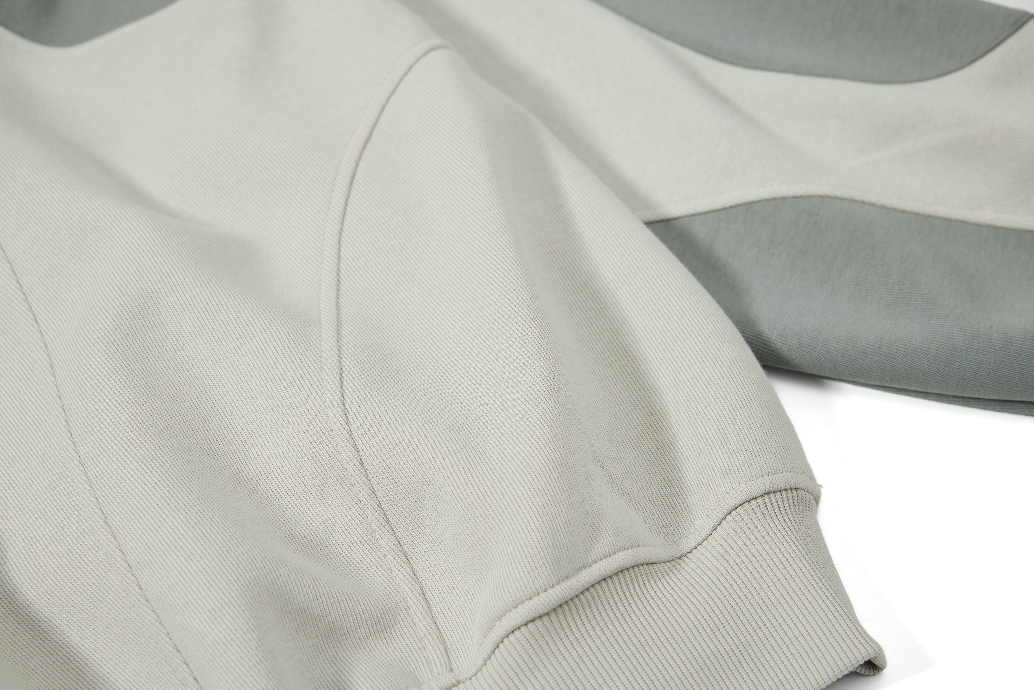 3-6-5.shop Multi-Panel Contrast Hooded Sweatshirt