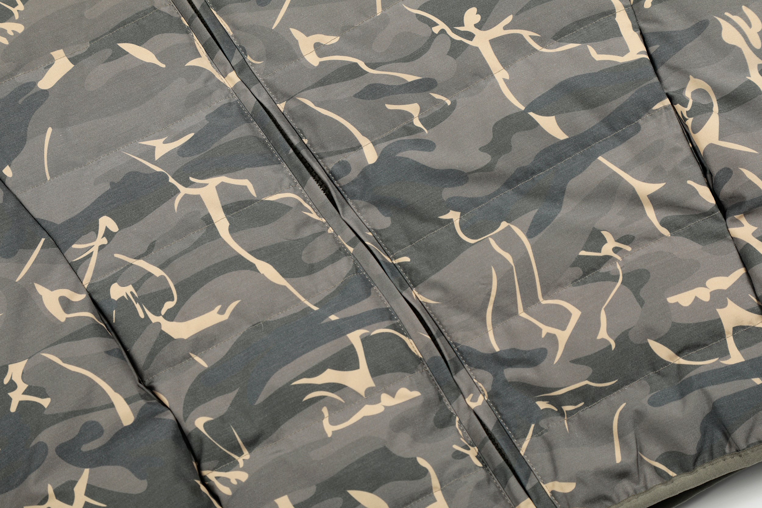 3-6-5.shop Camo Down Puffer Jacket
