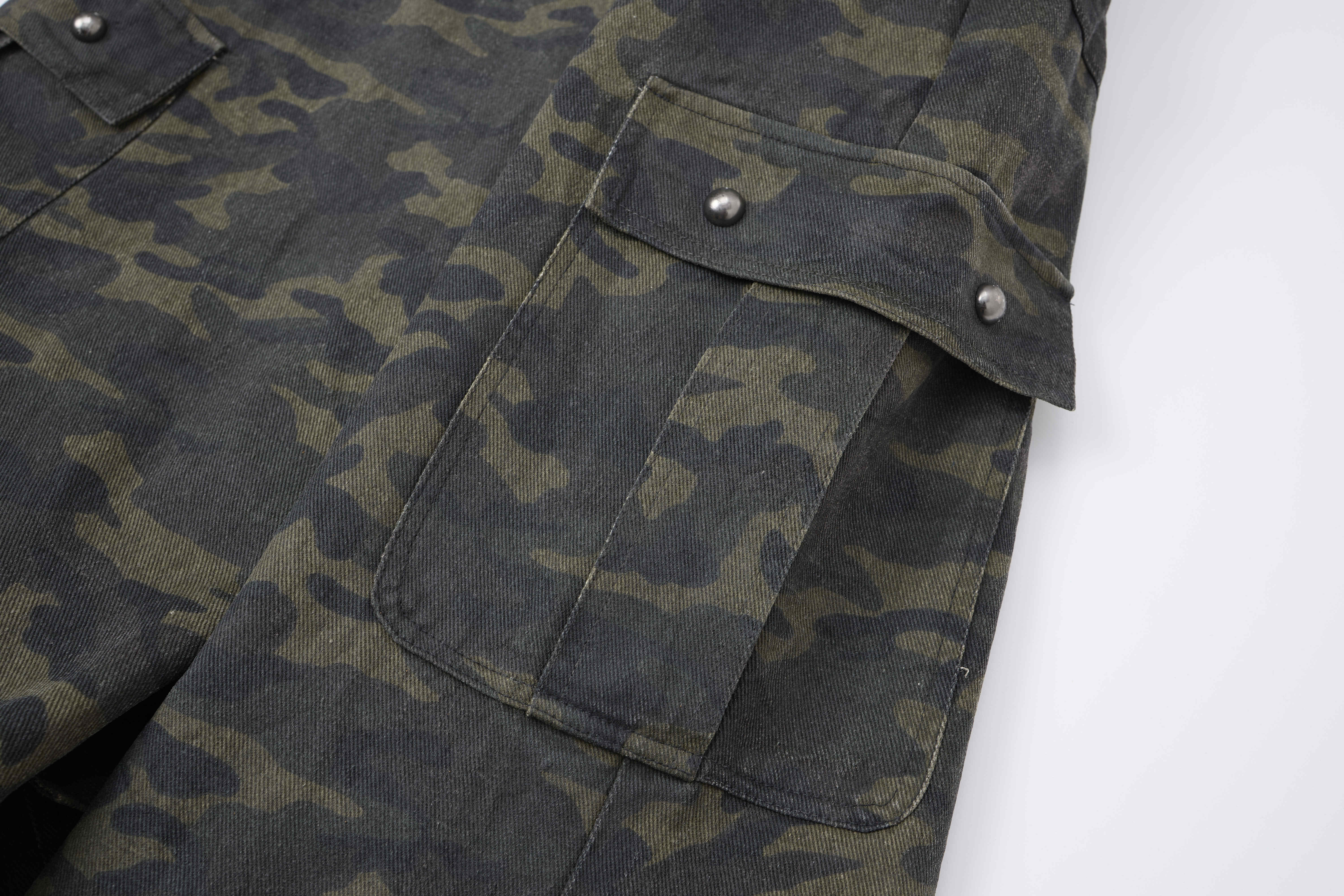3-6-5.shop Camo Wide-Leg Cargo Pants