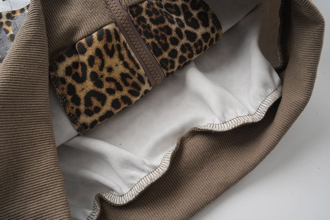 3-6-5.shop Leopard Graphic Zip-Up Hoodie