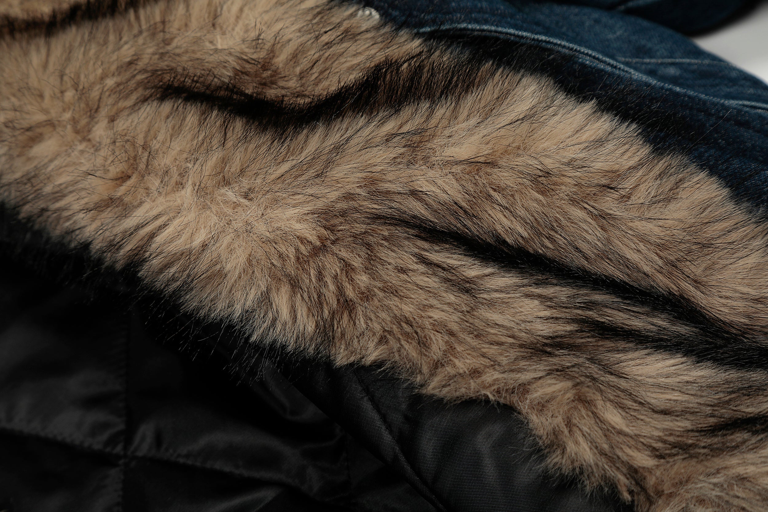 3-6-5.shop Detachable Fur-Collar Denim Jacket