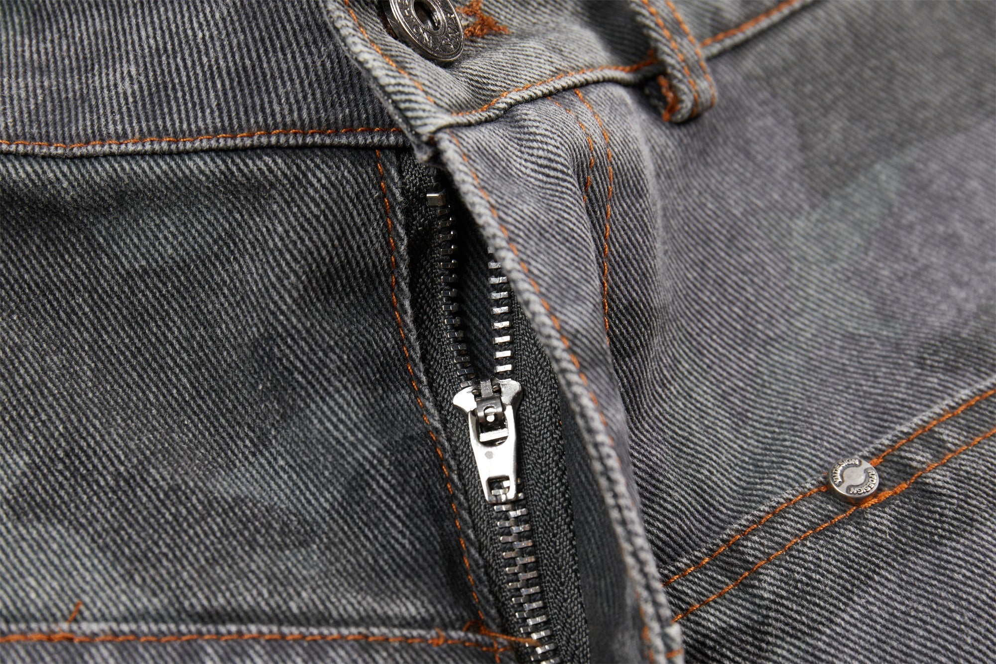 3-6-5.shop Desert Camo Barrel Jeans