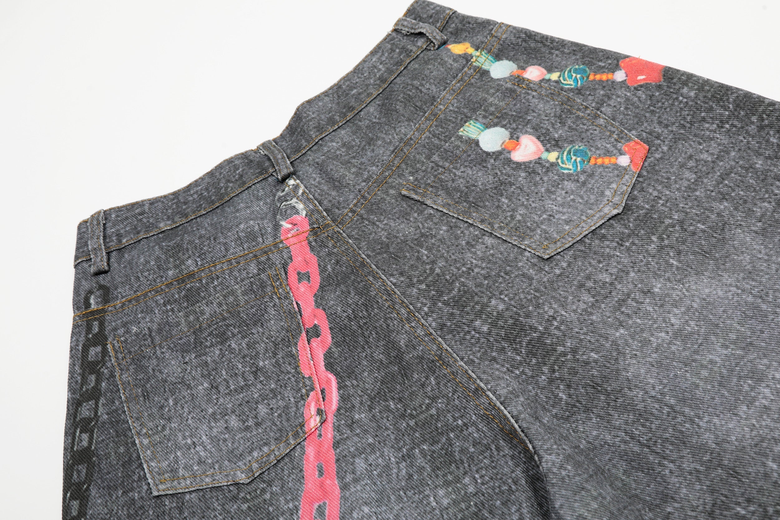 3-6-5.shop Chain Graphic Denim Shorts