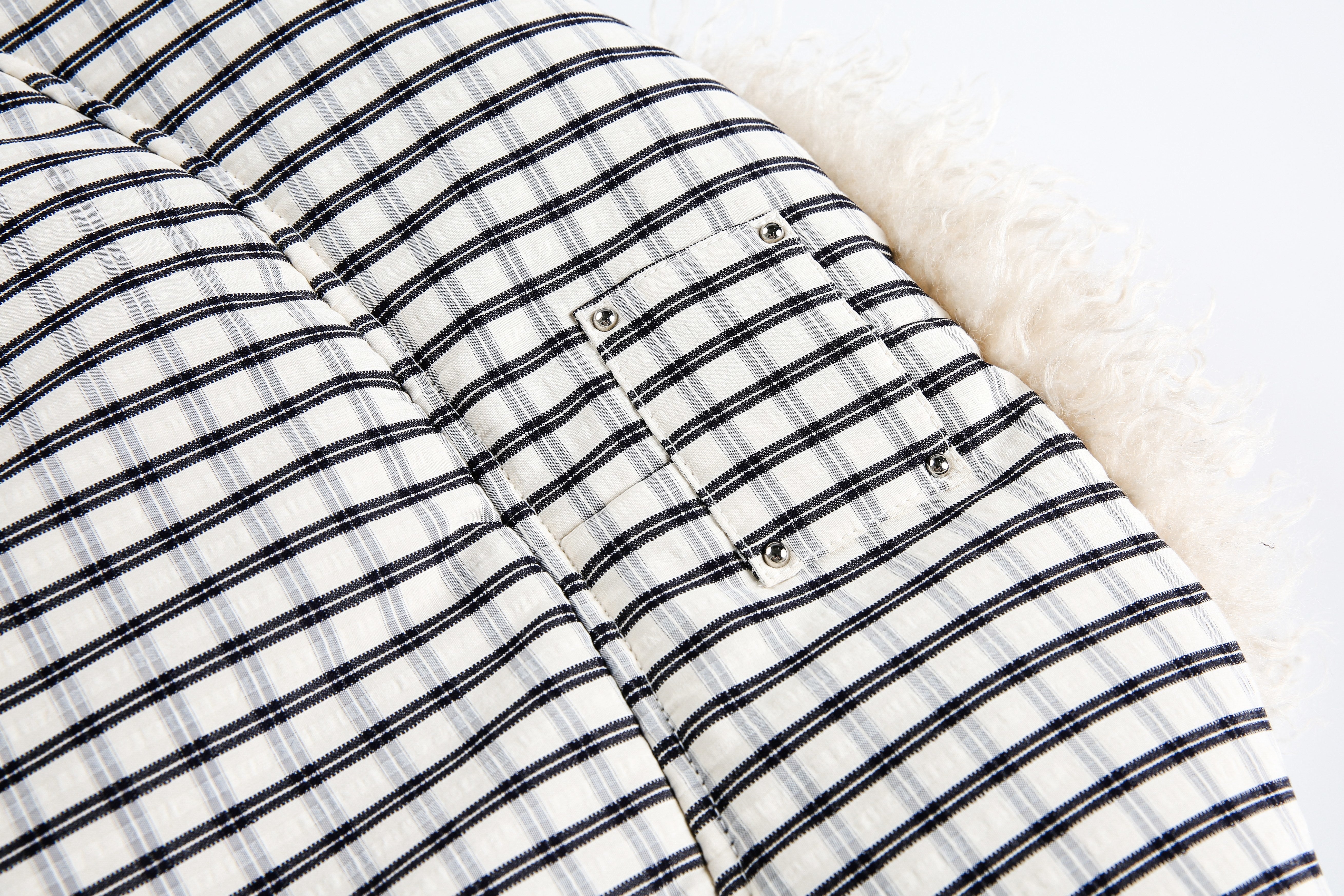 3-6-5.shop Checkered Faux-Fur Lined Jacket
