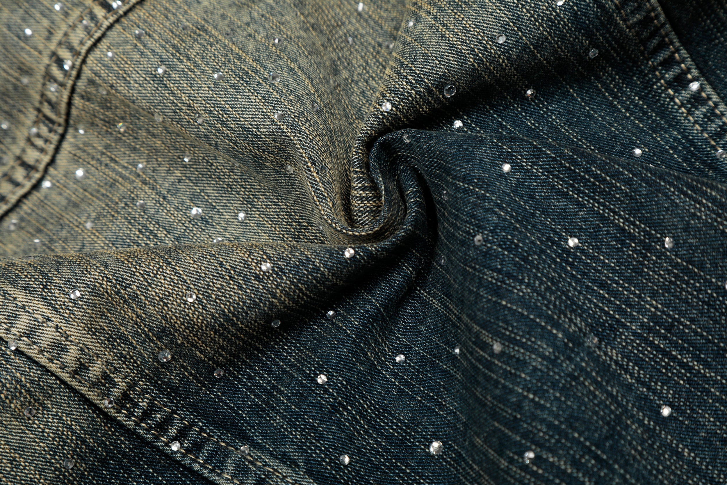 3-6-5.shop Rhinestone Gradient Denim Jacket