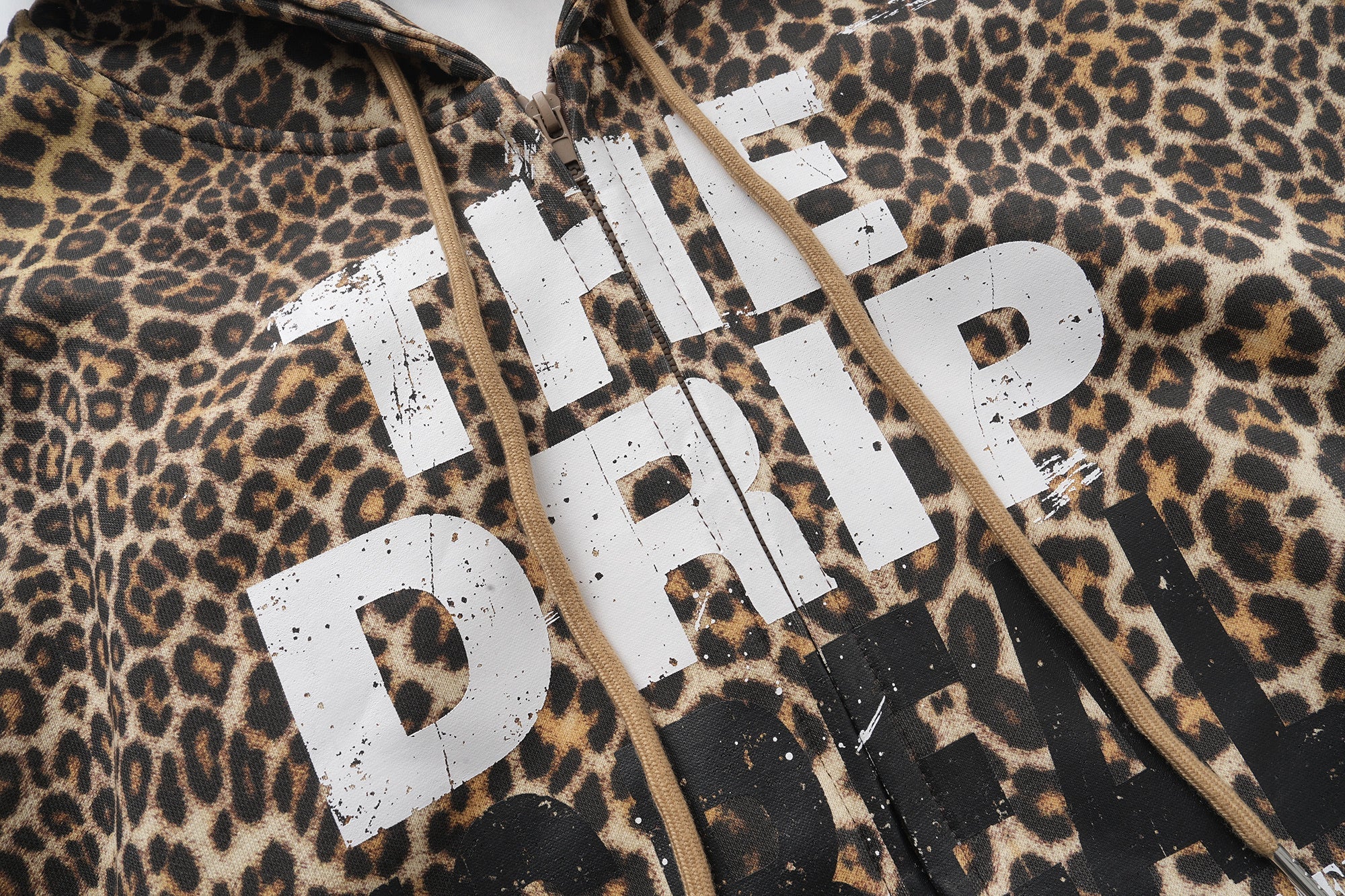 3-6-5.shop Leopard Graphic Zip-Up Hoodie