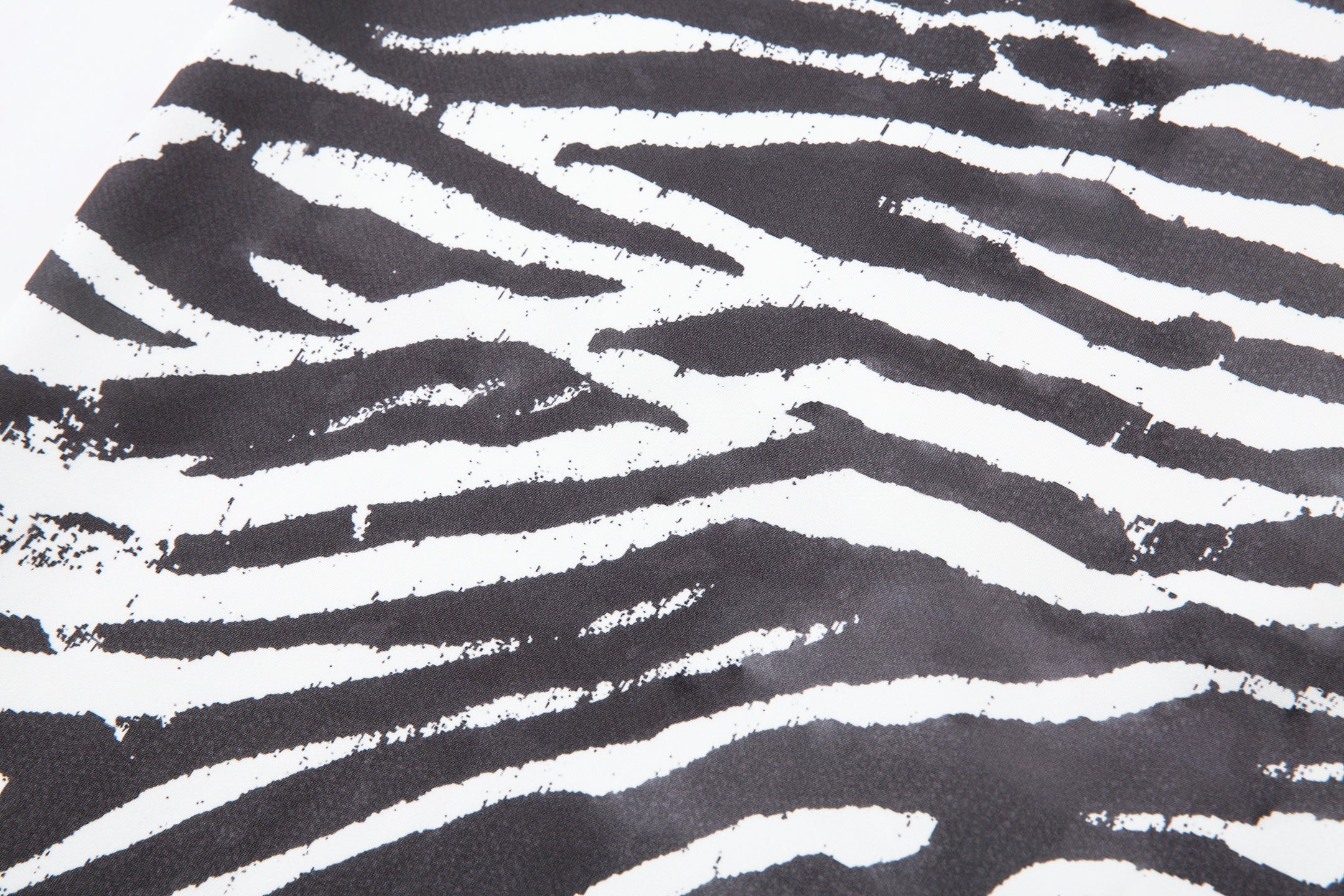 3-6-5.shop Zebra Patch Barrel Pants