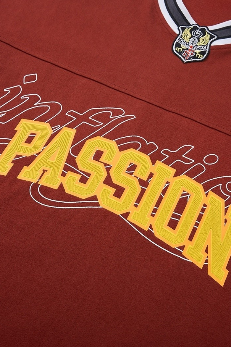 3-6-5.shop Passion Graphic V-Neck Tee