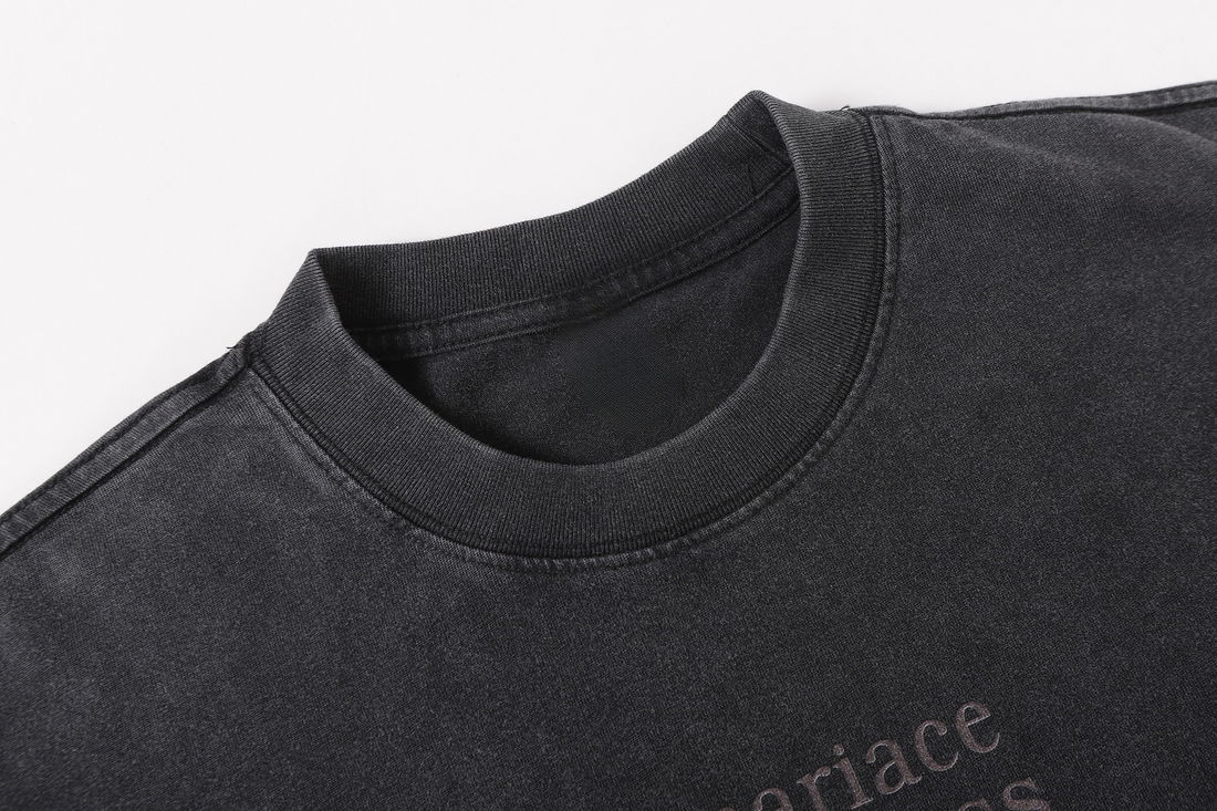 3-6-5.shop Cross Graphic Vintage Long Sleeve Tee