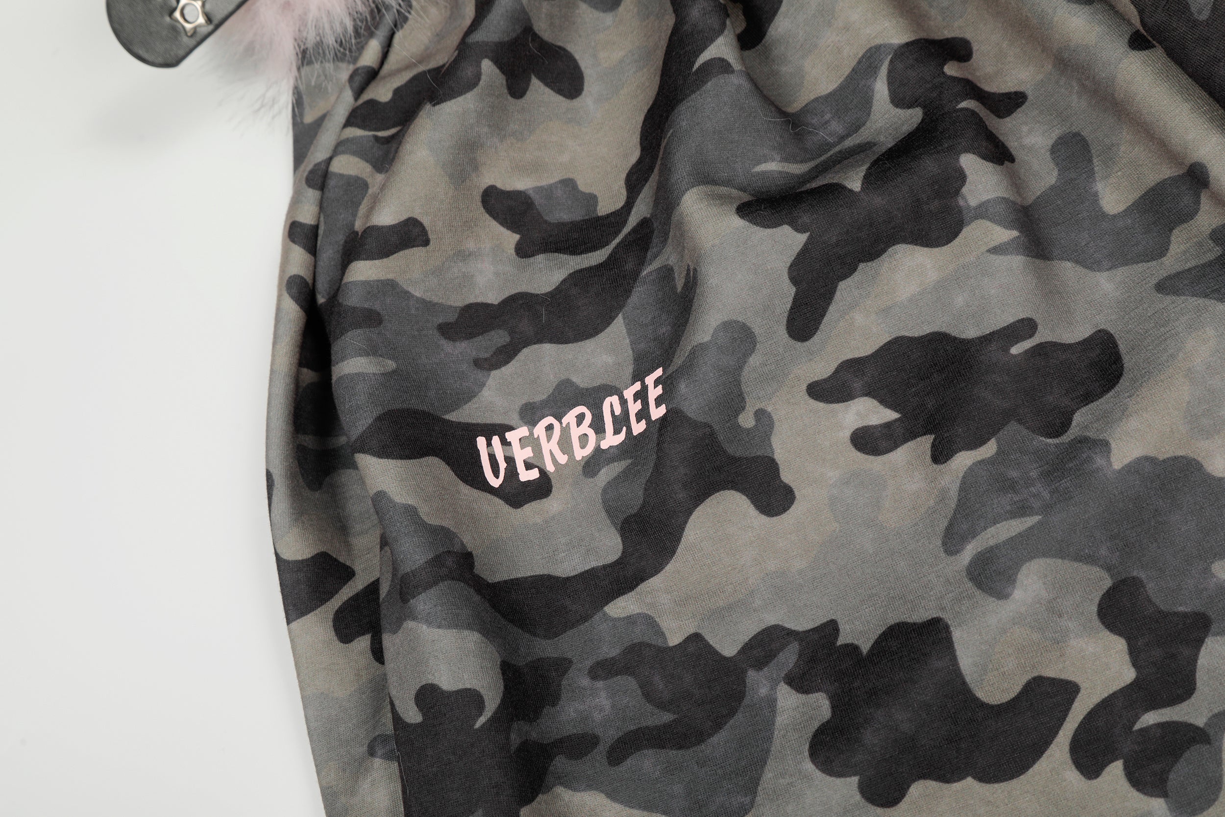 3-6-5.shop Camo Faux Fur Trim Pants