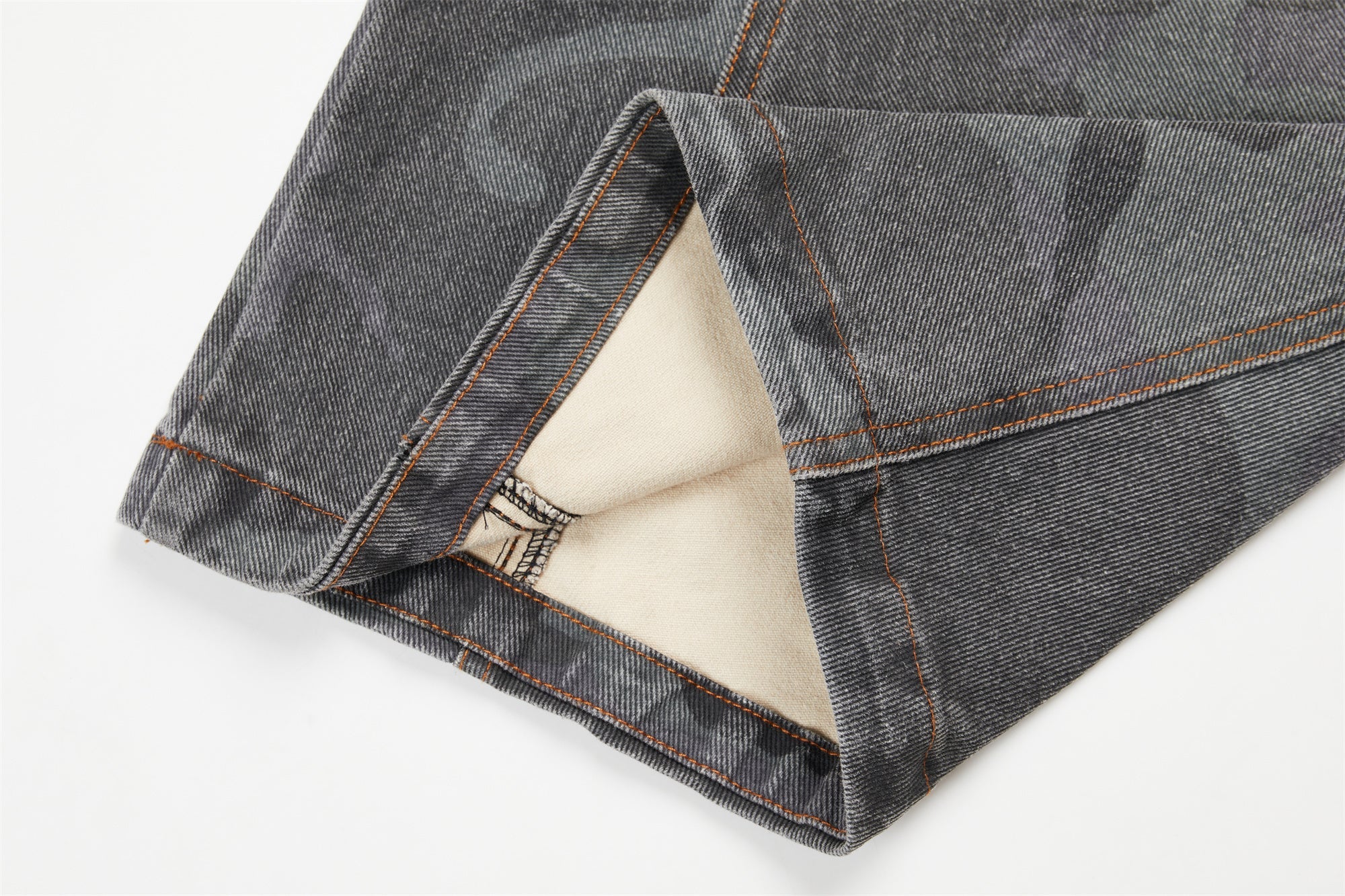 3-6-5.shop Desert Camo Barrel Jeans