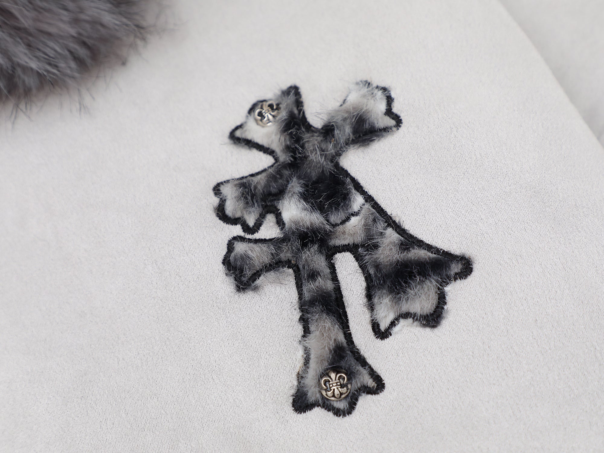 3-6-5.shop Cross Patch Fur Hoodie Jacket
