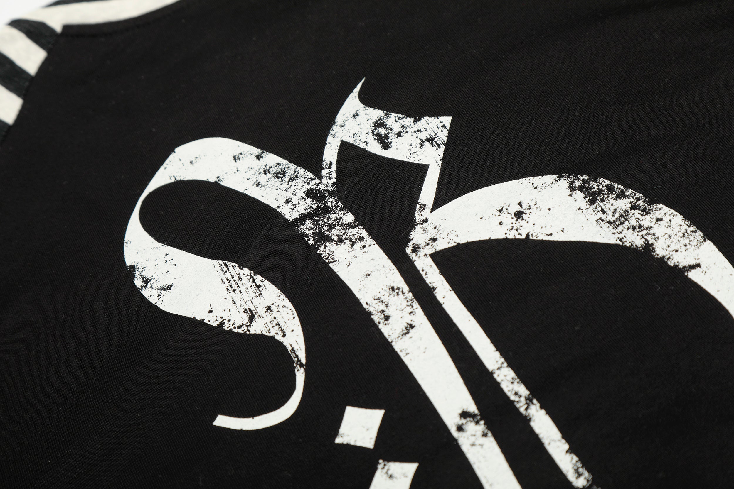 3-6-5.shop Cross Graphic Raglan Long Sleeve Tee