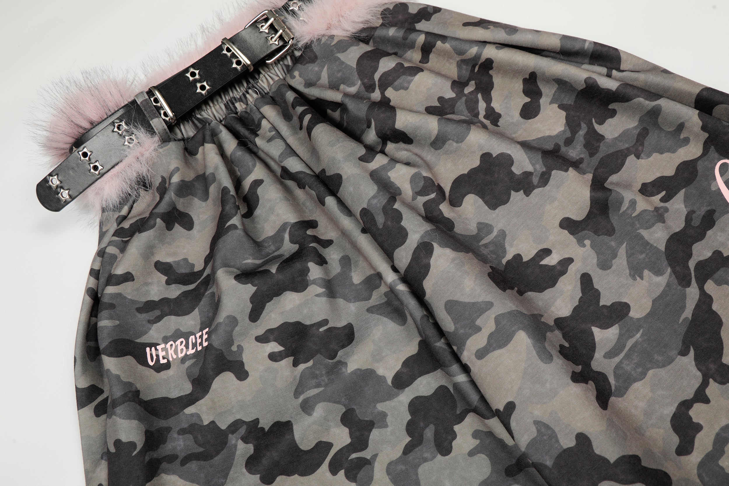 3-6-5.shop Camo Faux Fur Trim Pants
