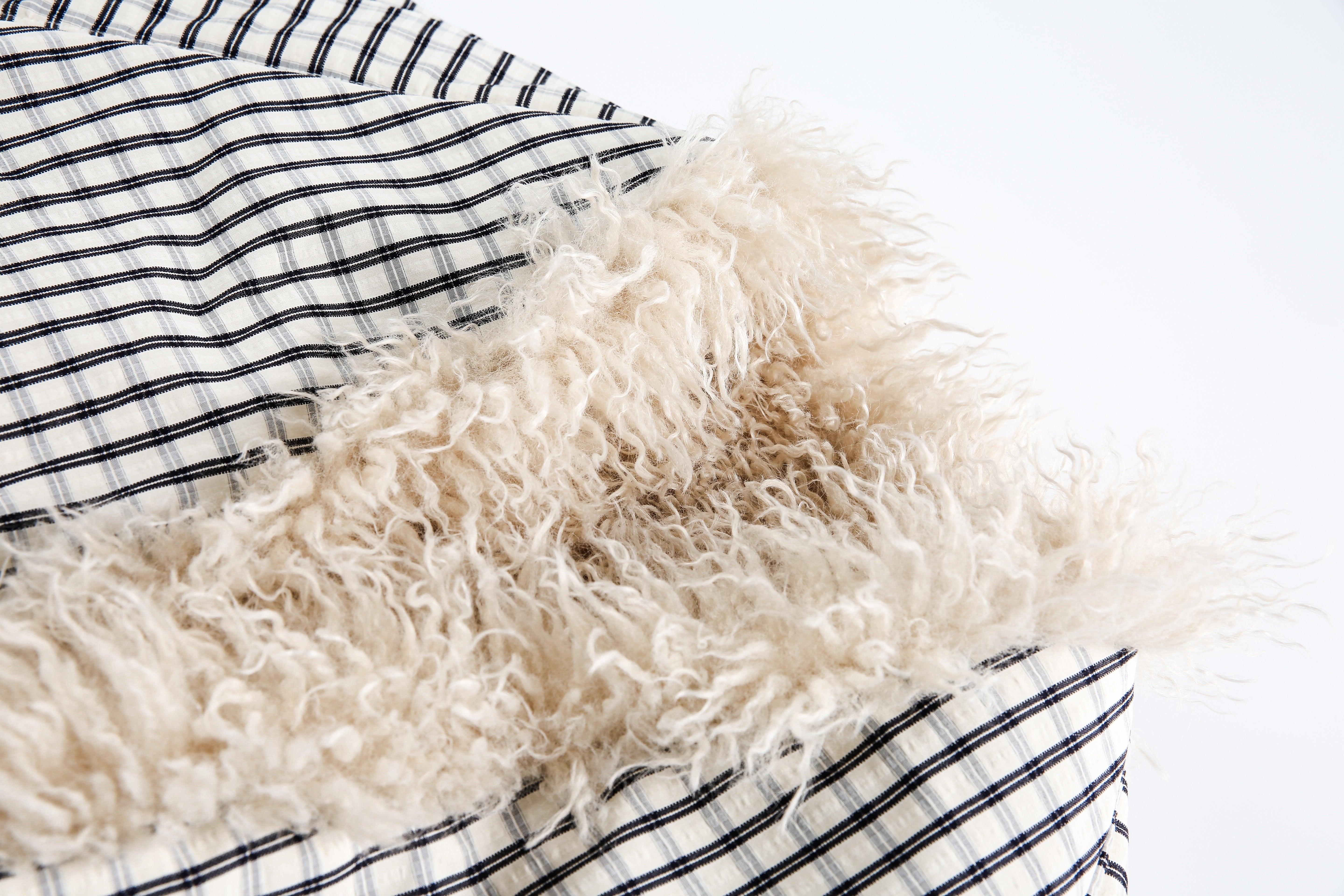 3-6-5.shop Checkered Faux-Fur Lined Jacket