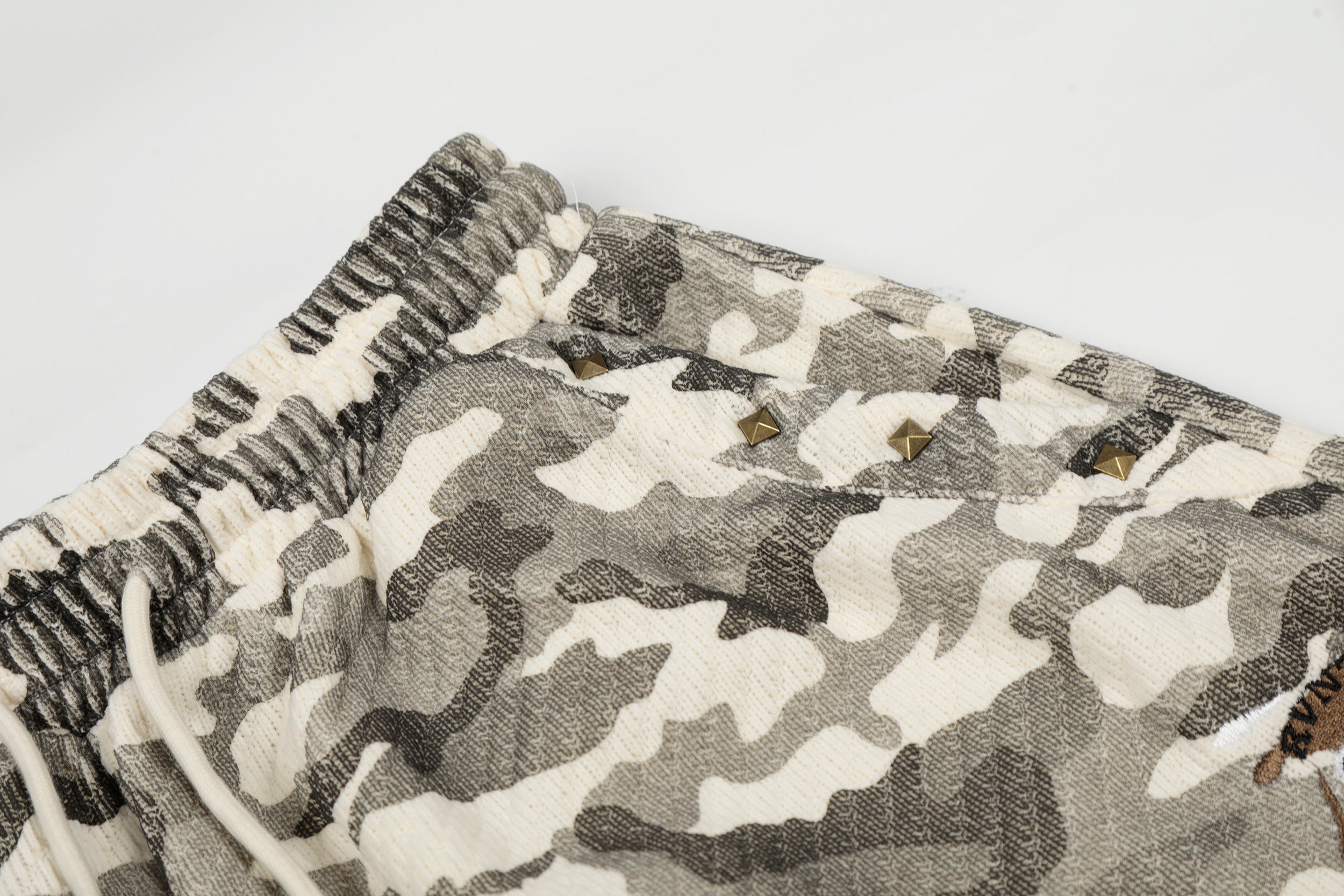 3-6-5.shop Vintage Camo Wide-Leg Sweatpants