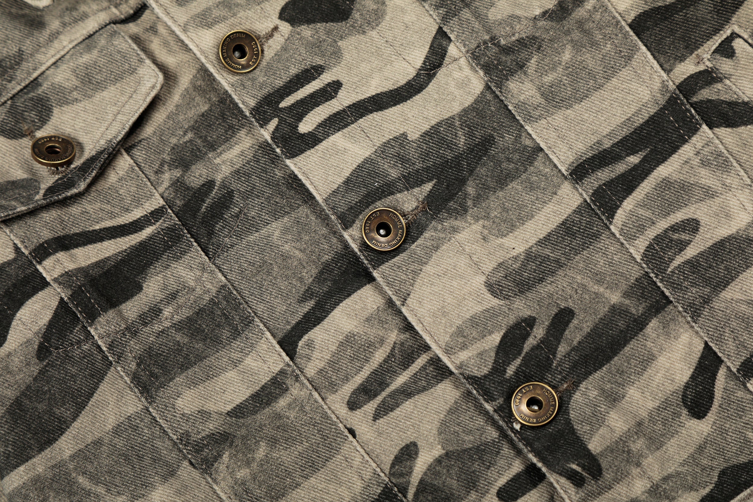 3-6-5.shop Camo Badge Denim Jacket