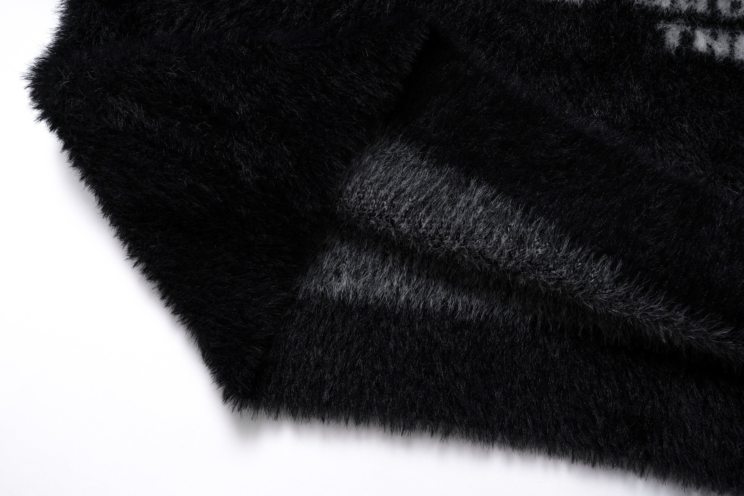 3-6-5.shop Fluffy Crest Knit Sweater