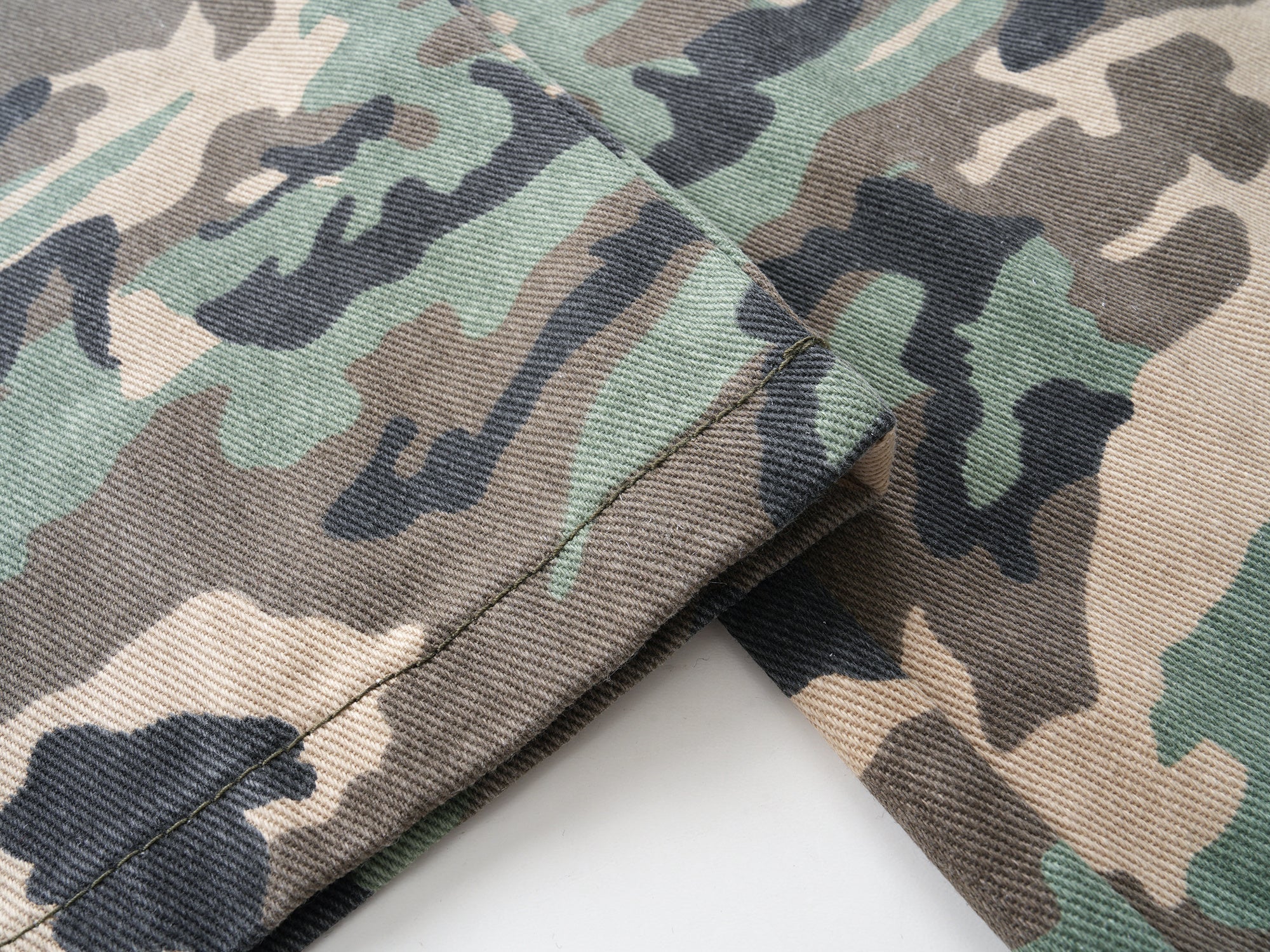 3-6-5.shop Classic Camo Cargo Pants