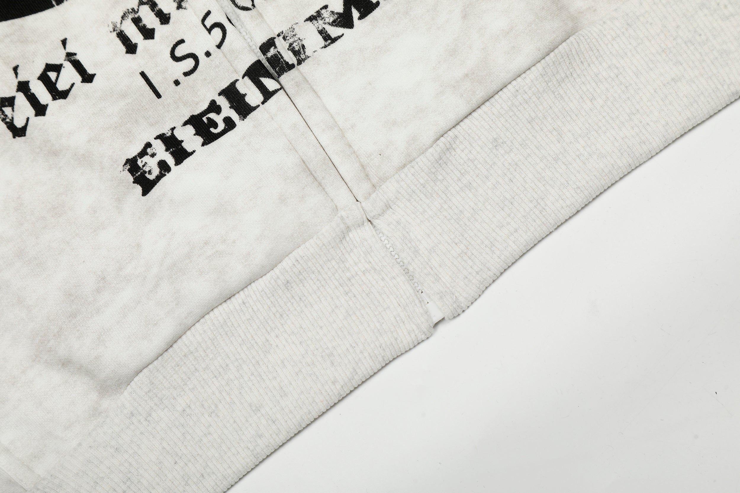 3-6-5.shop Vintage Graphic Zip-Up Hoodie